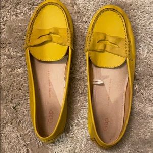 Gap loafer